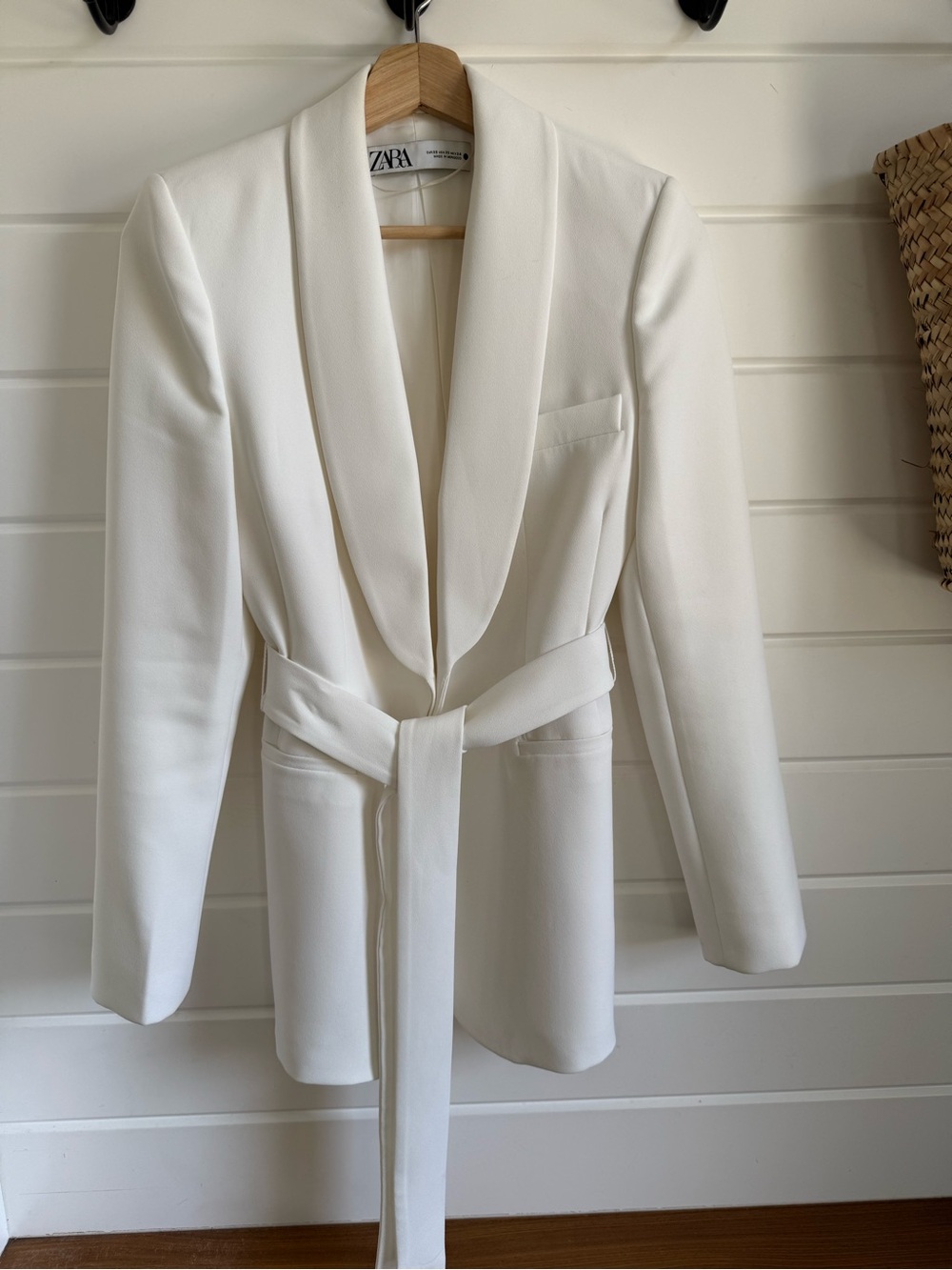 Zara White Shawl Collar Belted Blazer